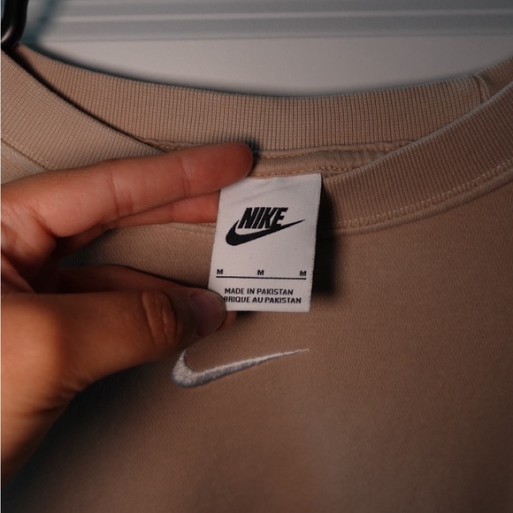 Nike Beige Sweatshirt with Logo - Picture 3 of 3